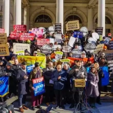 Teamsters Pass LANDMARK Resolution to Build Worker Power at Amazon