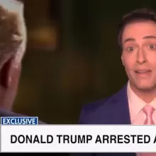 Randy Rainbow nails tRumpf